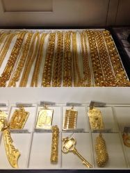 -周大福CHOW TAI FOOK(宝山苏宁易购店)