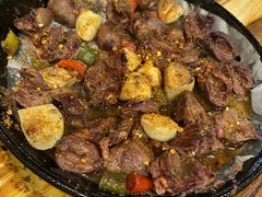 -老东镇啤酒屋海鲜加工·蒸汽海鲜·海鲜烧烤(台东店)