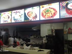-胡成记口蘑龙眼包子(盐道街店)