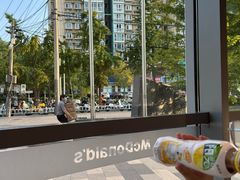 -麦当劳(北苑秋实路店)