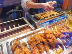 -八一路好吃街(雨田商务大厦店)