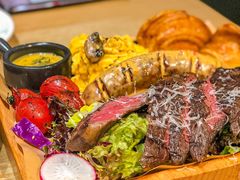 -Mark&Mars Restaurant