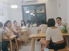 大堂-小河无名面馆