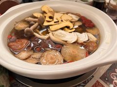 -菌林天下·野生菌汤锅