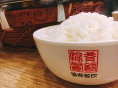 -愉肴麻辣香锅(中山路店)