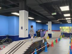 -八爪矩阵极限运动馆·儿童平衡车·感统训练(南海子公园校区)