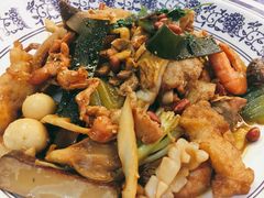 -蜀天上精专麻辣香锅(文定路店)