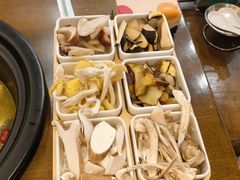 -菌乡缘·野生菌蒸汽鱼火锅(江边夜市店)