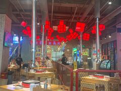 大堂-么肆烤肉·中式自助·烤肉大排档(街道口季佳PAI店)