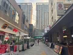 -绿茶餐厅(财富购物中心店)