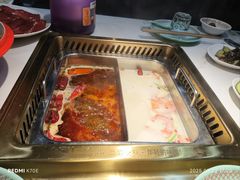 -洪焱重庆老火锅(万福花园店)