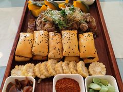 -马尔龙新疆饭店·清真(瑞景店)