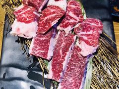 -鑫釜山海鲜烧烤(鑫丰国际店)