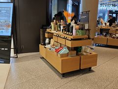 -星巴克臻选(上海合生汇1F店)