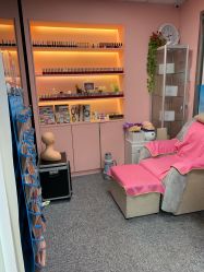 -斐尔国际皮肤管理中心