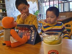 -MANCAT 漫猫咖啡(施湾三路店)