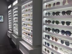 -目艮眼镜SHOWROOM(品牌集合店)