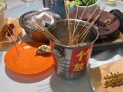 -刘姐啤酒鱼民族演艺餐厅(西街总店)