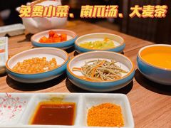 -明洞阿姨·韩式酱蟹烤肉·创意料理(三元桥店)