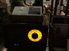 -彳亍咖啡·这里(水湾路店)