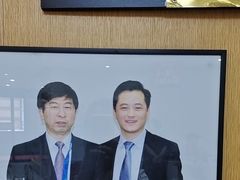 -雅悦齿科(顾村公园店)