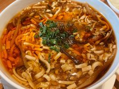 酸辣汤-鼎泰丰(德基广场店)