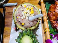 版纳菠萝饭-老滇山寨•云南特色菜•地方菜•民族风情歌舞表演(金碧店)