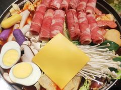 芝士肥牛年糕火锅-Meet Sun韩式大排档(五一广场7MALL店)