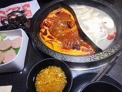 一次用油老火锅-锅说大脸毛肚重庆老火锅(佐阾店)