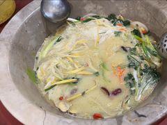 -姚记抚仙湖石锅鱼庄