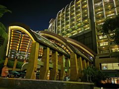 -三亚湾海居铂尔曼度假酒店