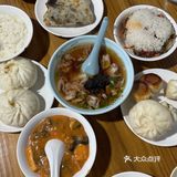 千岛湖大桥旁边的早餐店