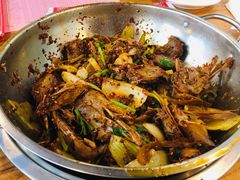 主打的干锅鸭头-安诚居干锅鸭头(八角店)