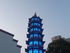 -绳金塔