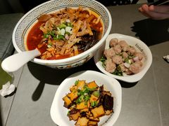 -粉吖吖·邵阳米粉(体育西路店)