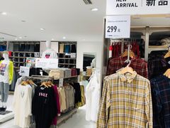 -优衣库(上海正大广场店)