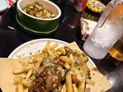 -川流不息·地道川菜·小龙虾(新松江路店)