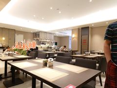 -如家精选酒店(上海张江广兰路地铁站店)