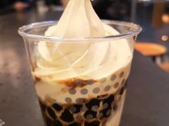 -喜茶(上海打浦桥日月光gelato lab+店)
