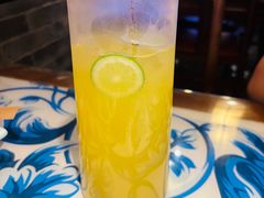 -川流不息·地道川菜·小龙虾(新松江路店)