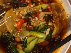 -六福烧烤酒馆(秦隆步行街店)