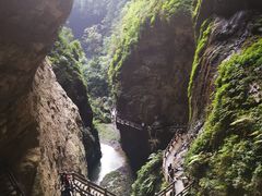 -龙水峡地缝景区