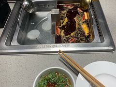 -海底捞火锅(公益西桥店)