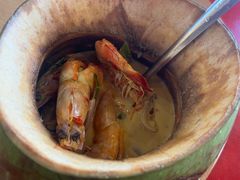 -大树下海鲜饭店