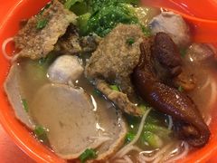 -富记鱼蛋粉(西村店)