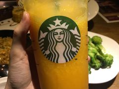 芒果西番莲果茶星冰乐-星巴克(广州南站A18检票口楼上)
