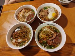 -矮子粉店1985·长沙米粉(湘春路店)