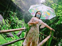 -青青世界