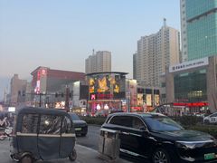 -王府井百货(中州中路店)