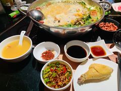 -大红袍火锅料理(尖沙咀店)